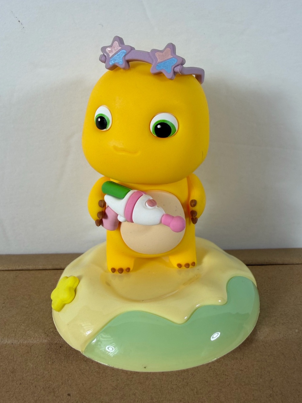 Kawaii Nailong Beach Surprise Blind Box Figure, Yellow Dino W/ Squirt Gun